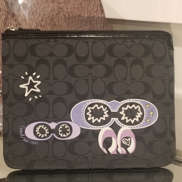 COACH Poppy Applique iPad/Tablet Case (RARE) - Picture 2 of 8